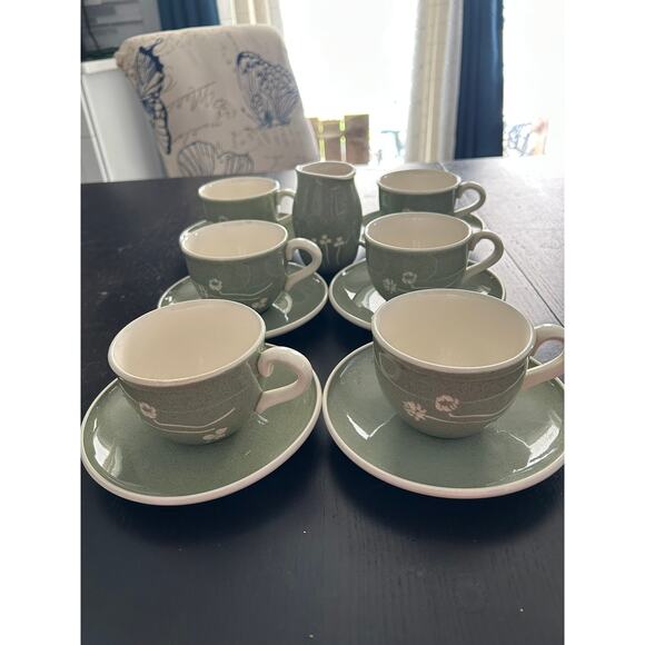 Vtg 50's Harkerware by Russel Wright Coral Olive w/ Flowers-13 Pc. Place Setting - Picture 2 of 8